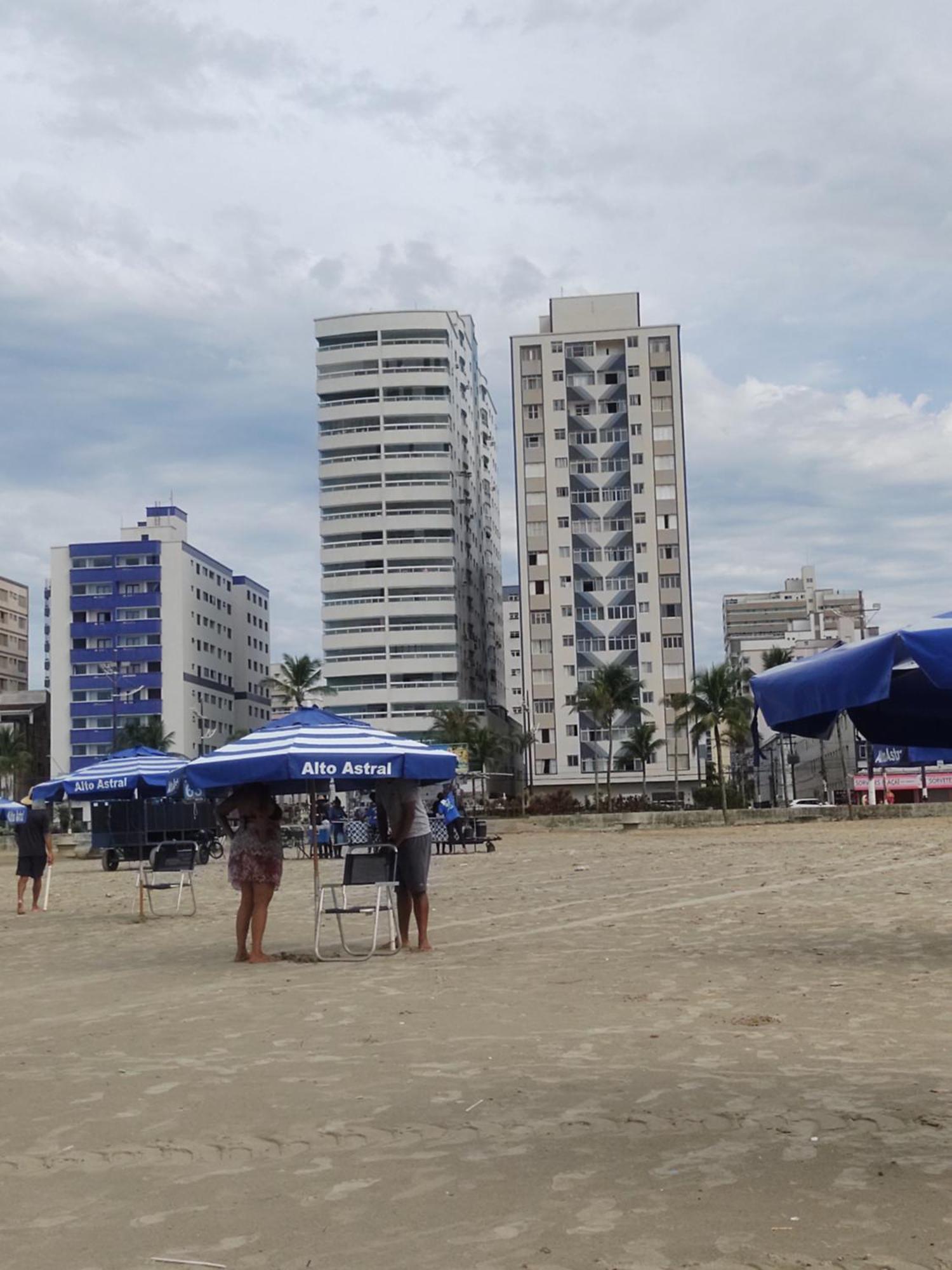 Apto Praia Grande Frente Ao Mar Vista P Praia Kitao Pe Na Areia Guilhermina Extérieur photo